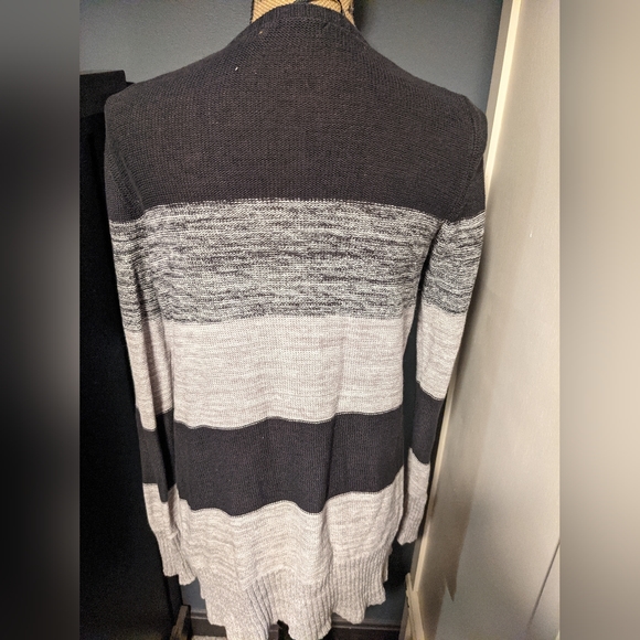 Belldini, Gray Striped Open Cardigan, Women's Size Small - Picture 4 of 7